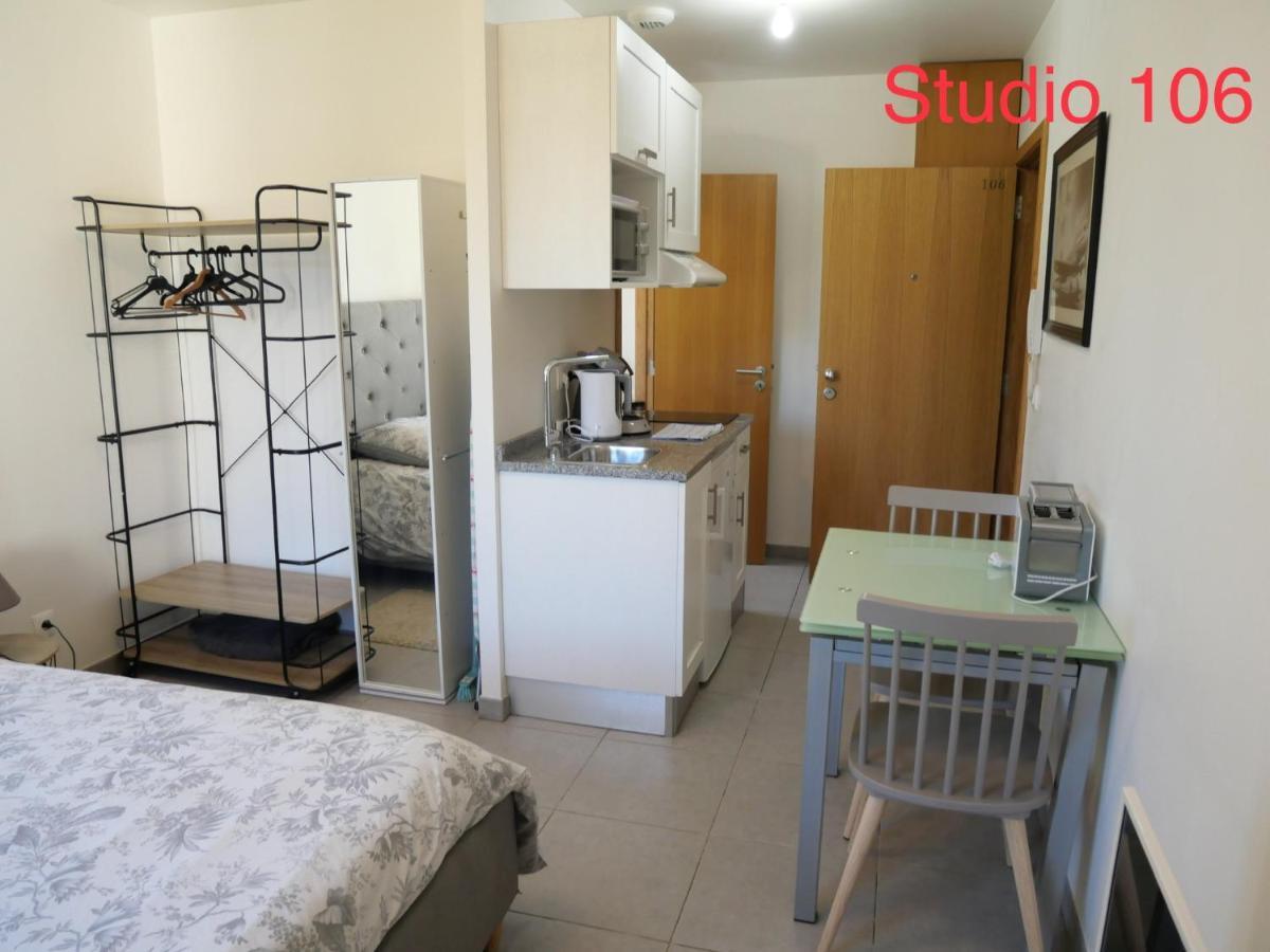 Studio A 300 M De La Gare De Мант-ла-Жолі Екстер'єр фото