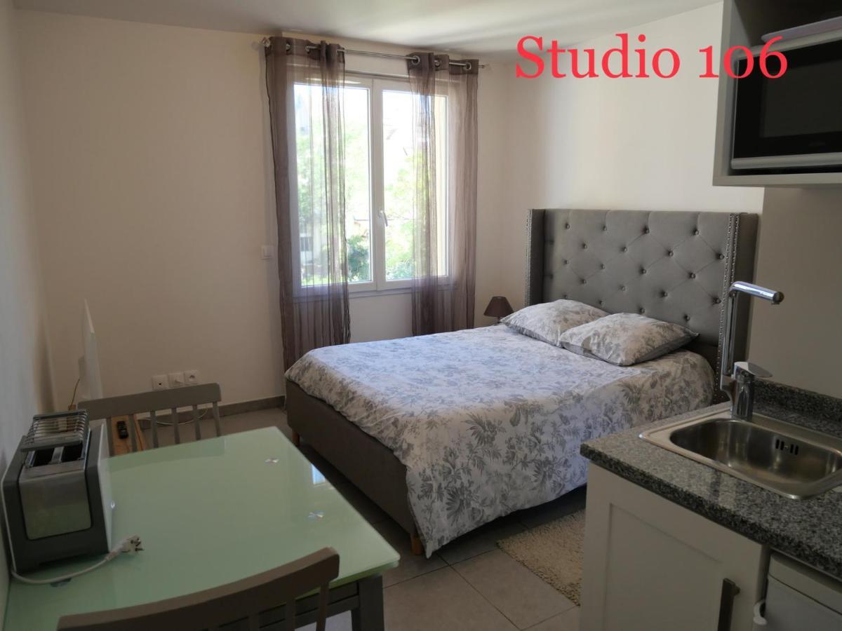 Studio A 300 M De La Gare De Мант-ла-Жолі Екстер'єр фото